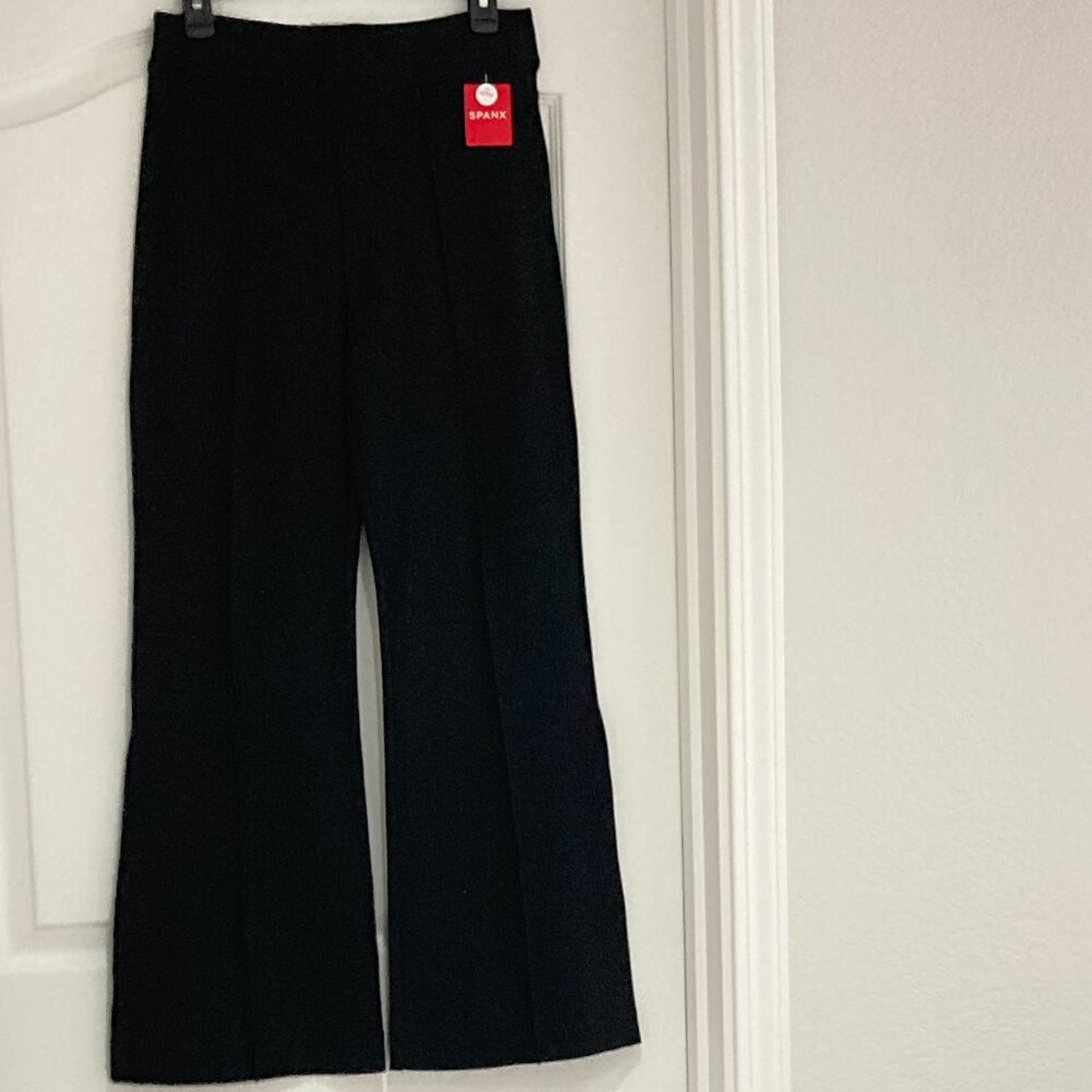 Spanx High Rise Flare Pants, Classic Black, Size Petite M